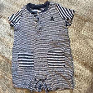 Baby gap, 0-3months, blue and white stripe, baby boy